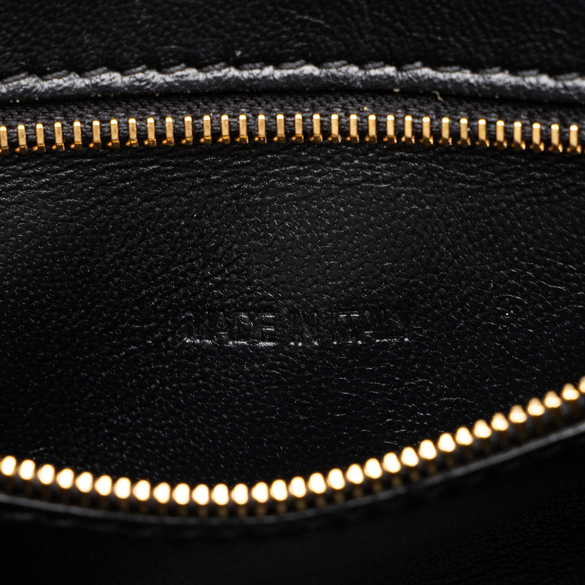 Luxury Balenciaga  Shiny Croc Embossed Calfskin Hourglass Small Top Handle (SHF-4EXjgI)
