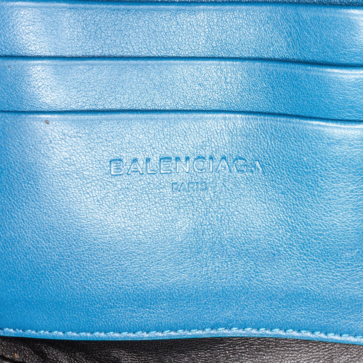 Luxury Balenciaga  Triangle Clutch (SHG-27qbOr)