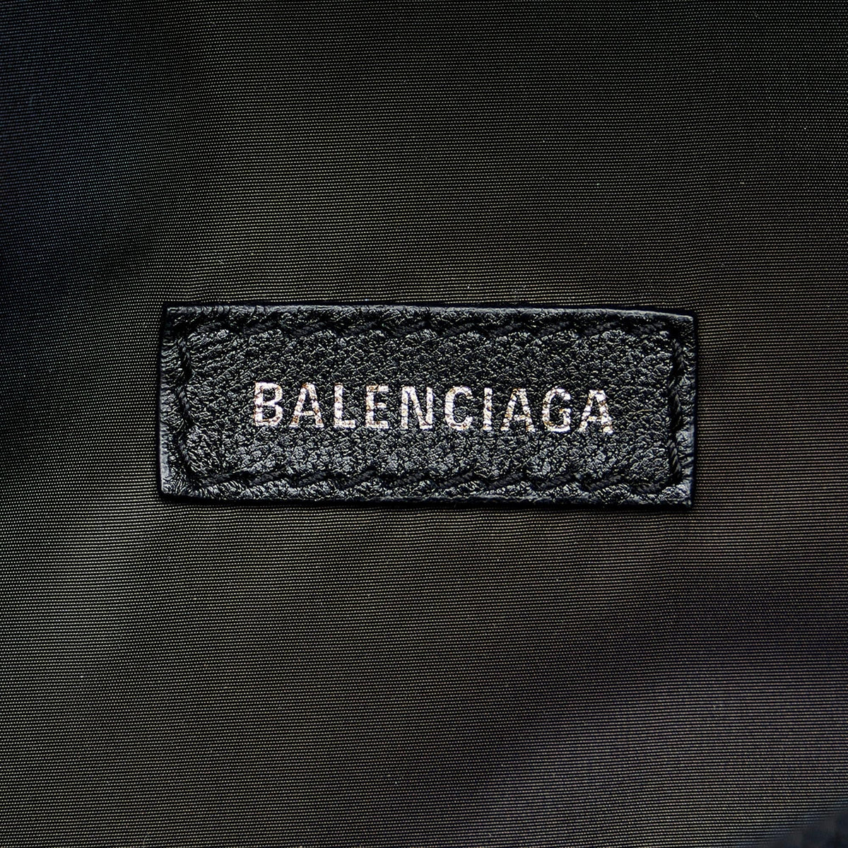 Luxury Balenciaga  Wheel Logo Belt Bag (SHG-CGdVP8)