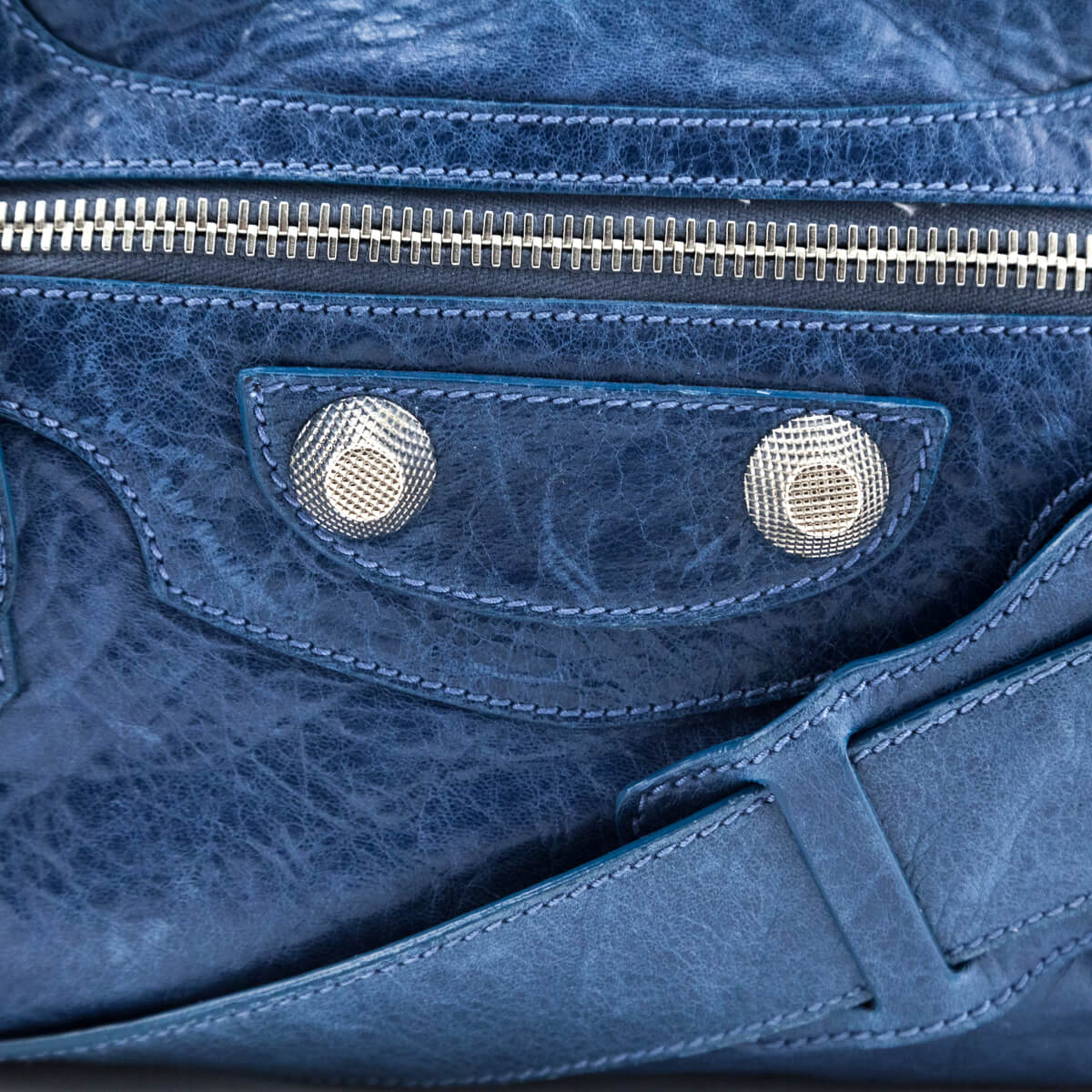 Luxury Balenciaga  Ocean Goatskin Giant 21 Silver City Bag