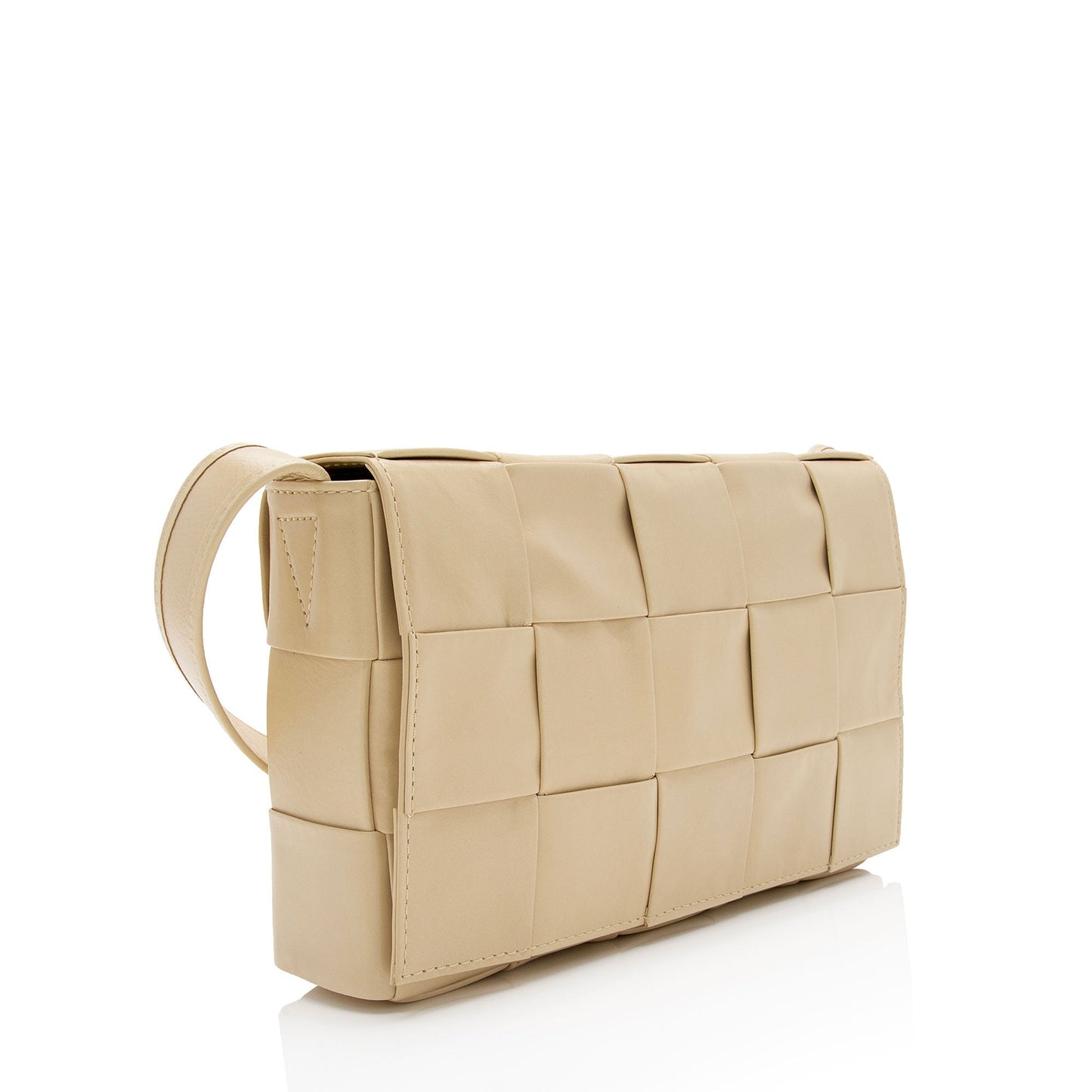 Luxury Bottega Veneta Calfskin Cassette Crossbody Bag (SHF-Di1rKQ)