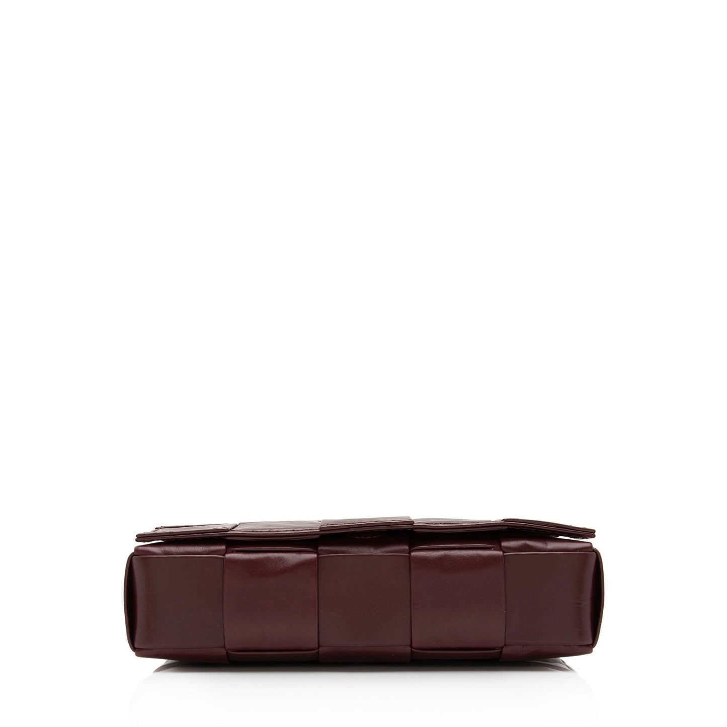 Luxury Bottega Veneta Distressed Calfskin Cassette Small Crossbody Bag (SHF-K6GzFo)