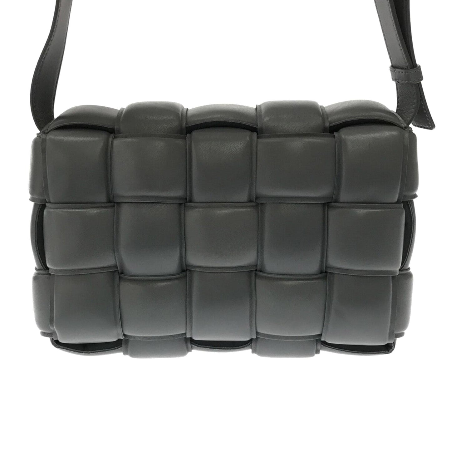 Luxury Bottega Veneta Padded Cassette Crossbody Bag (SHG-ZAAKFo)