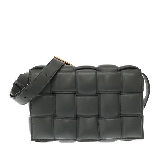 Luxury Bottega Veneta Padded Cassette Crossbody Bag (SHG-ZAAKFo)