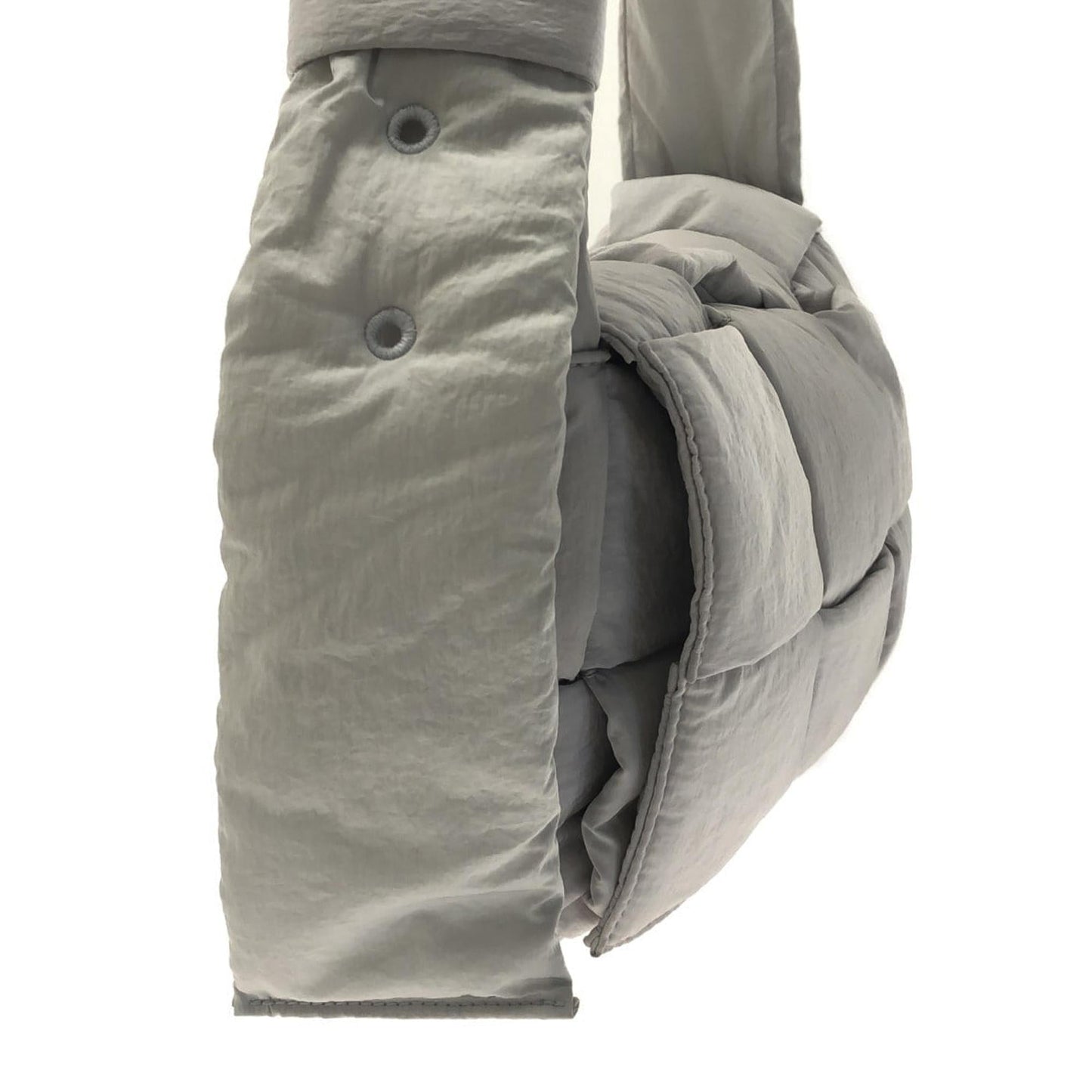 Luxury Bottega Veneta Padded Tech Cassette Crossbody Bag (SHG-qvTn6P)