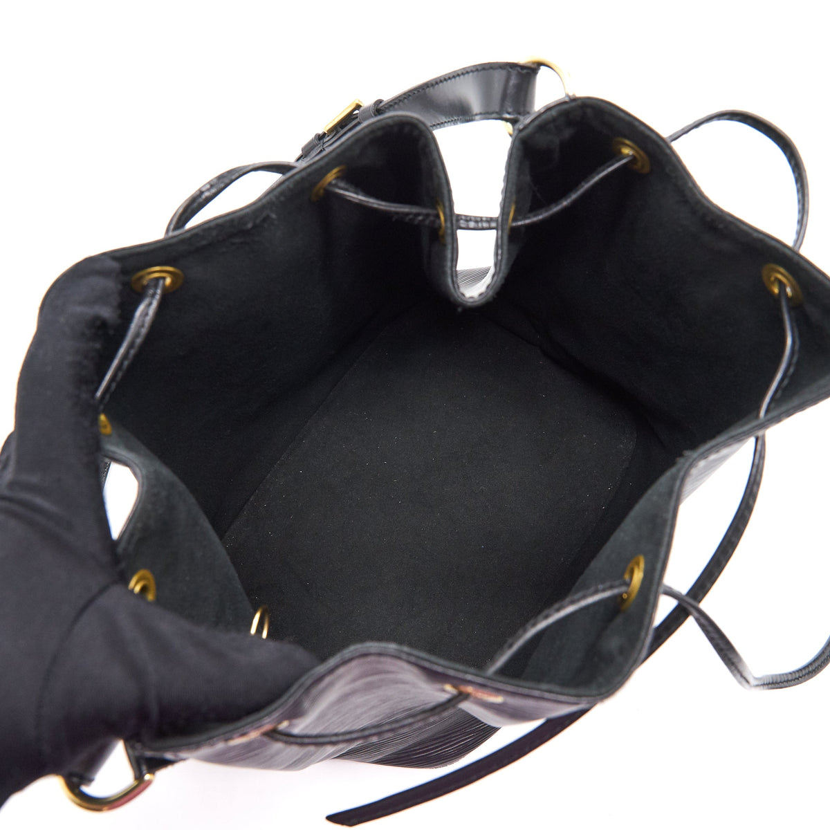Louis Vuitton petit noe black