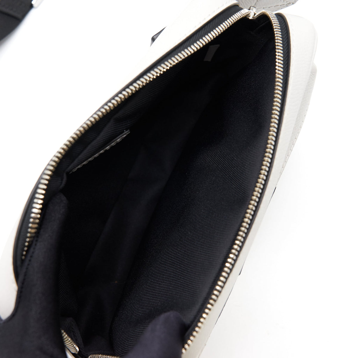 Louis Vuitton OUTD.BUMBAG TAIGA