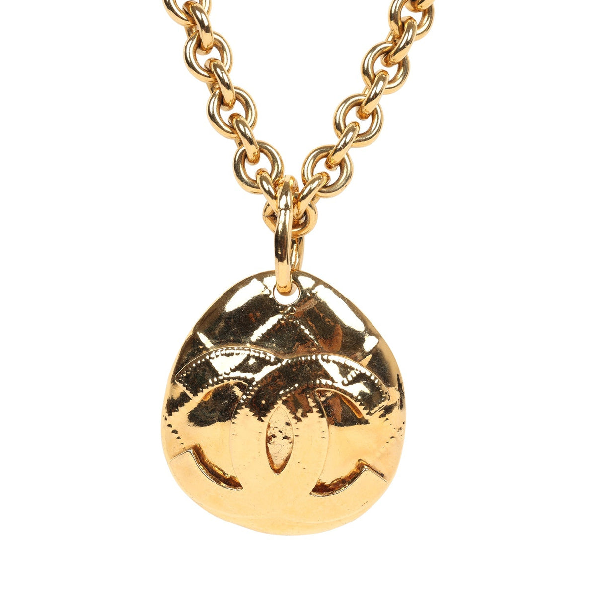 Vintage Chanel 24K Gold Plated CC Quilted Oval Pendant Necklace