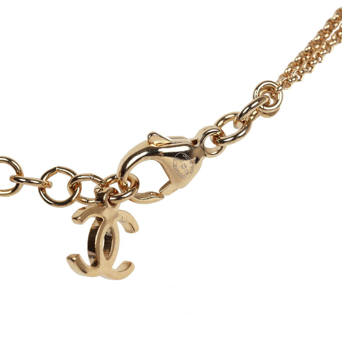 Chanel Round CC Enamel Pendant Choker Necklace Black/White Gold Hardware