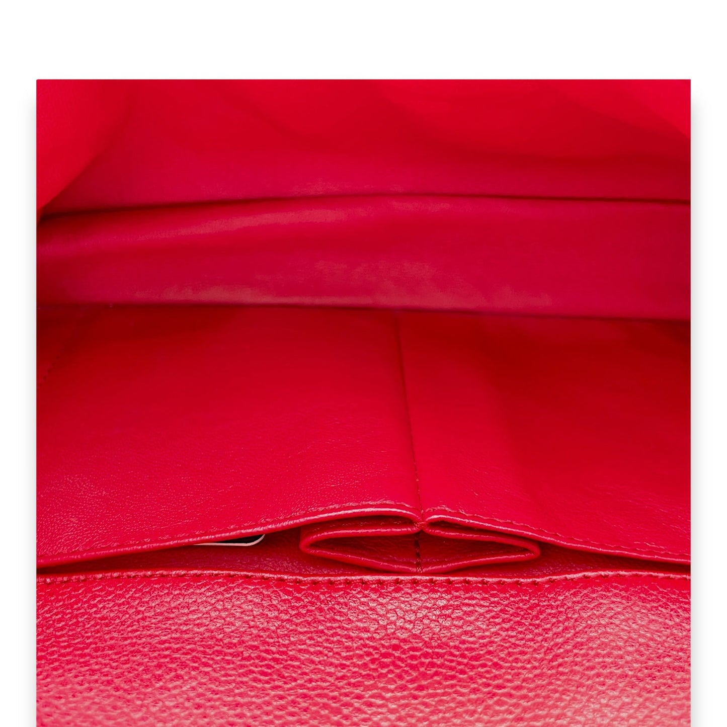 East West Red Shoulder Bag in Caviar Leather, Silver hardware
