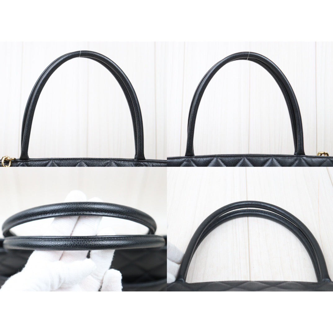 Rank A｜ CHANEL Caviar Skin Leather Calf Leather Tote Bag Made In 2002～2003Year｜V24062030