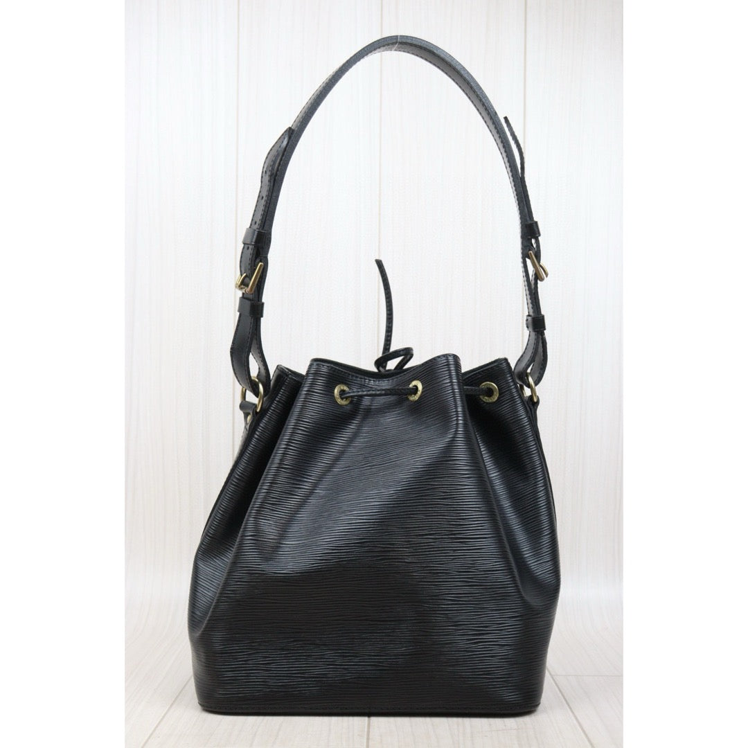 Good ( Rank AB)｜ LV Epi Noe Shoulder Bag Black｜25041704