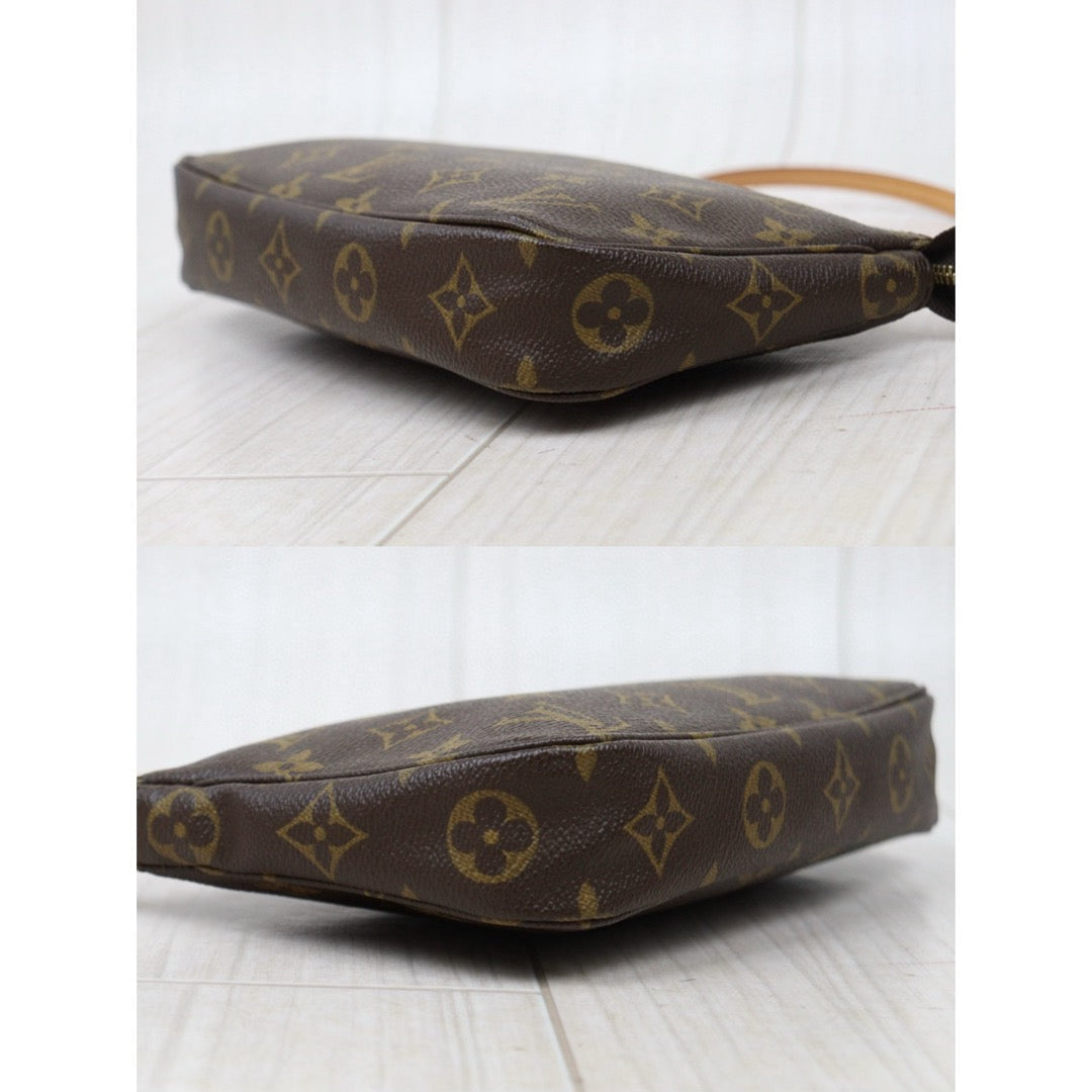 Very Good ( Rank A) ｜ LV Monogram Pochette Accessoires ｜25022608