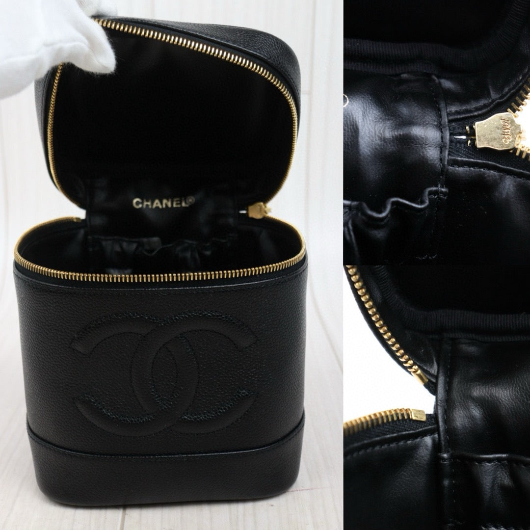 Very Good ( Rank A) ｜ CHANEL Caviar Skin Vanity Handbag  Made In 2000～2002 Year ｜25041011