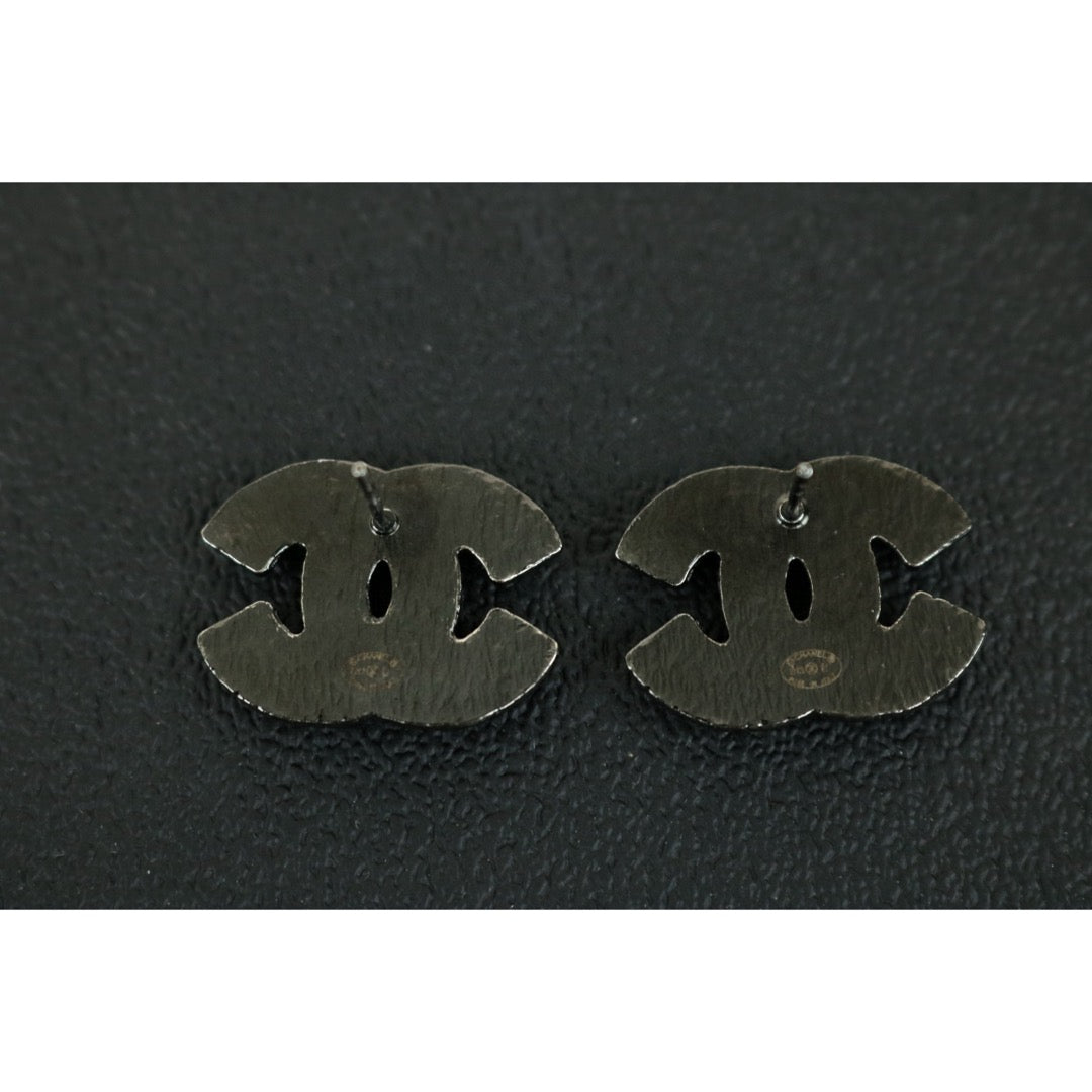 Excellent（Rank SA）｜ CHANEL  Coco Mark  White  Earrings ｜X25020915