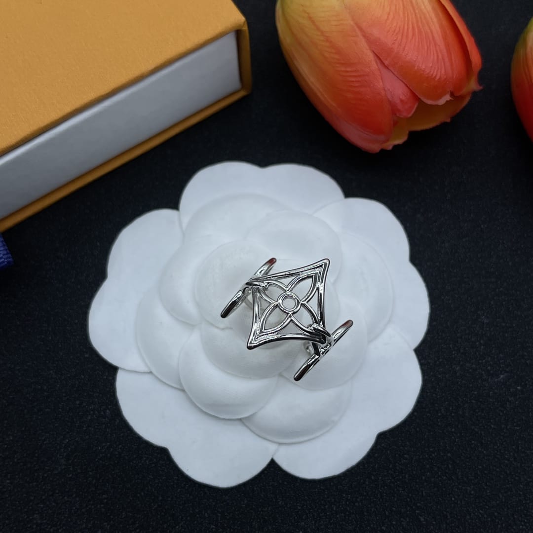 Louis Vuitton Ring