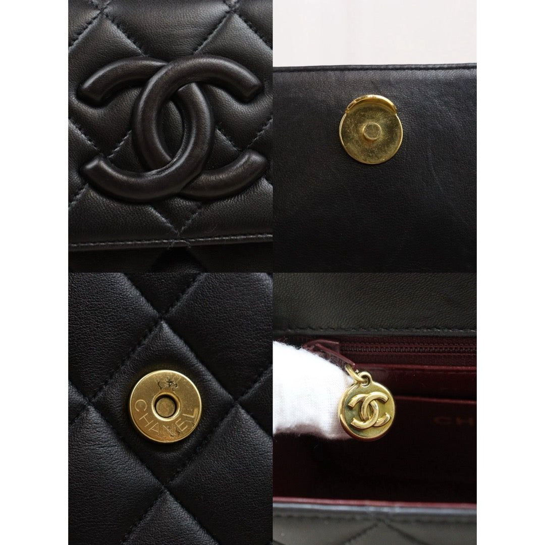 Very Good ( Rank A)｜ CHANEL Matrasse Squared Relievo Shoulder Bag Made in 1991-1994Year｜25051704