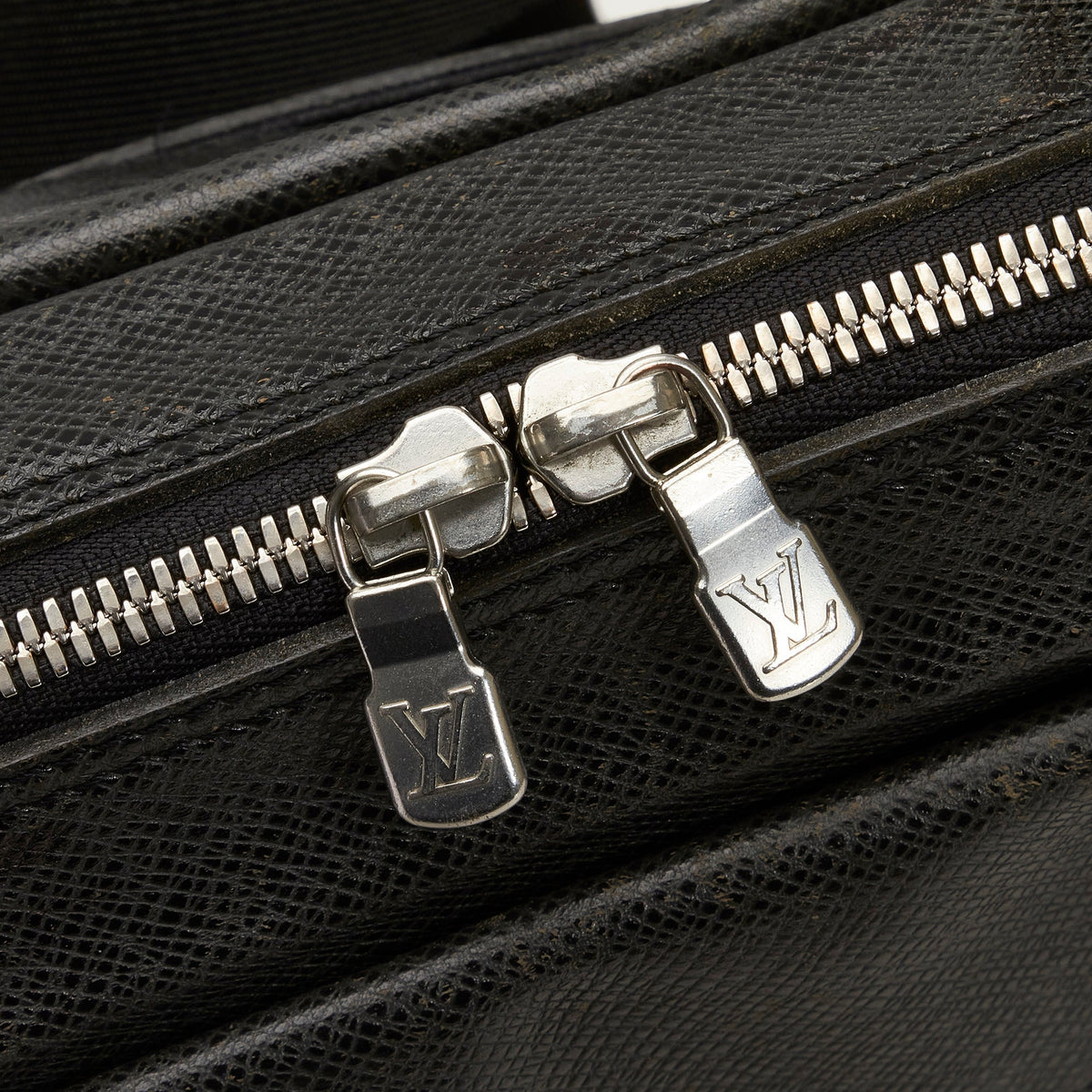 Louis Vuitton Sayan Black Canvas