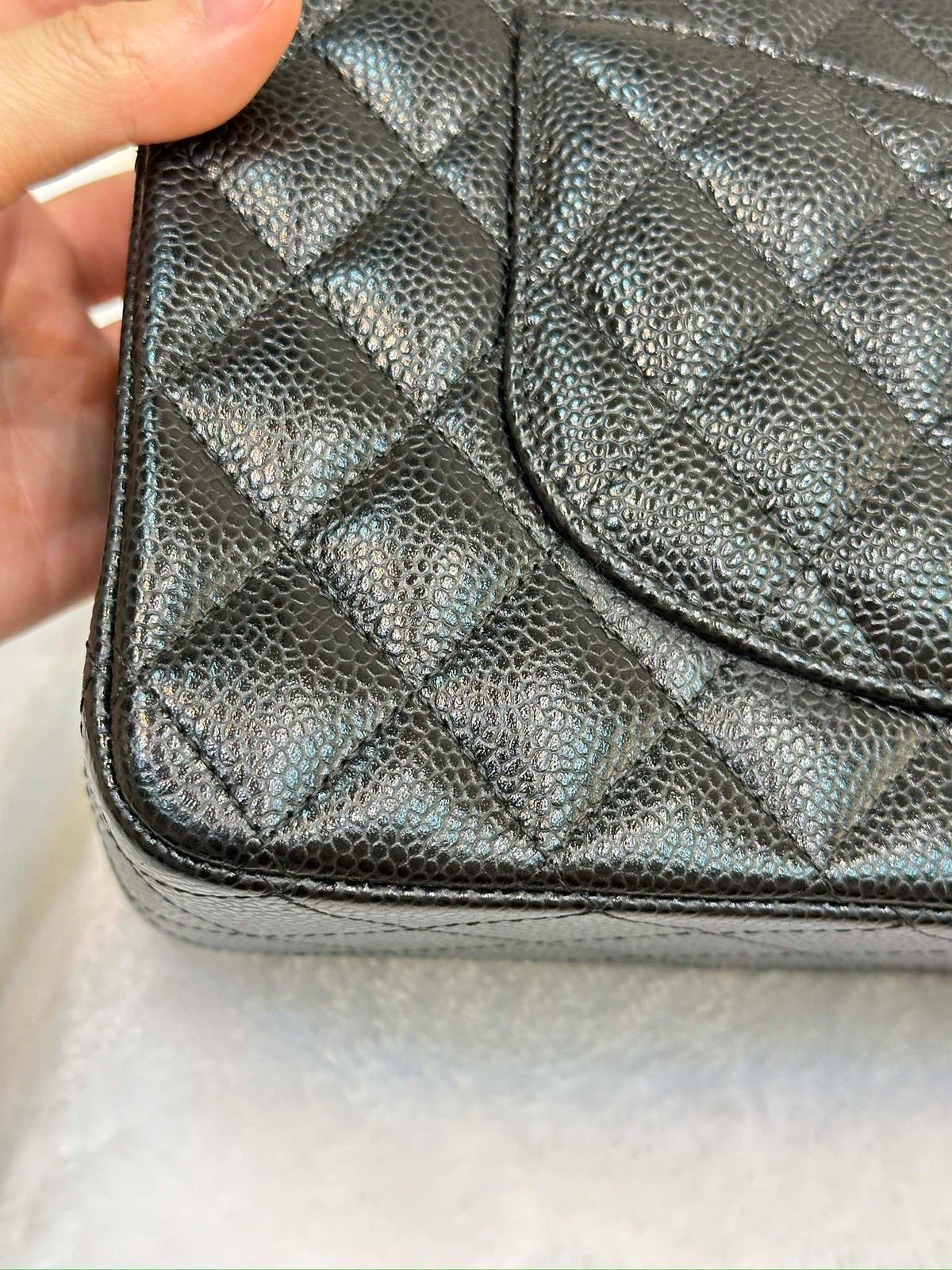 Chanel Medium Classic Quilted Caviar Double Flap Black GHW 2790 holo card