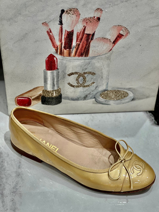 CHANEL CC BALLET FLATS