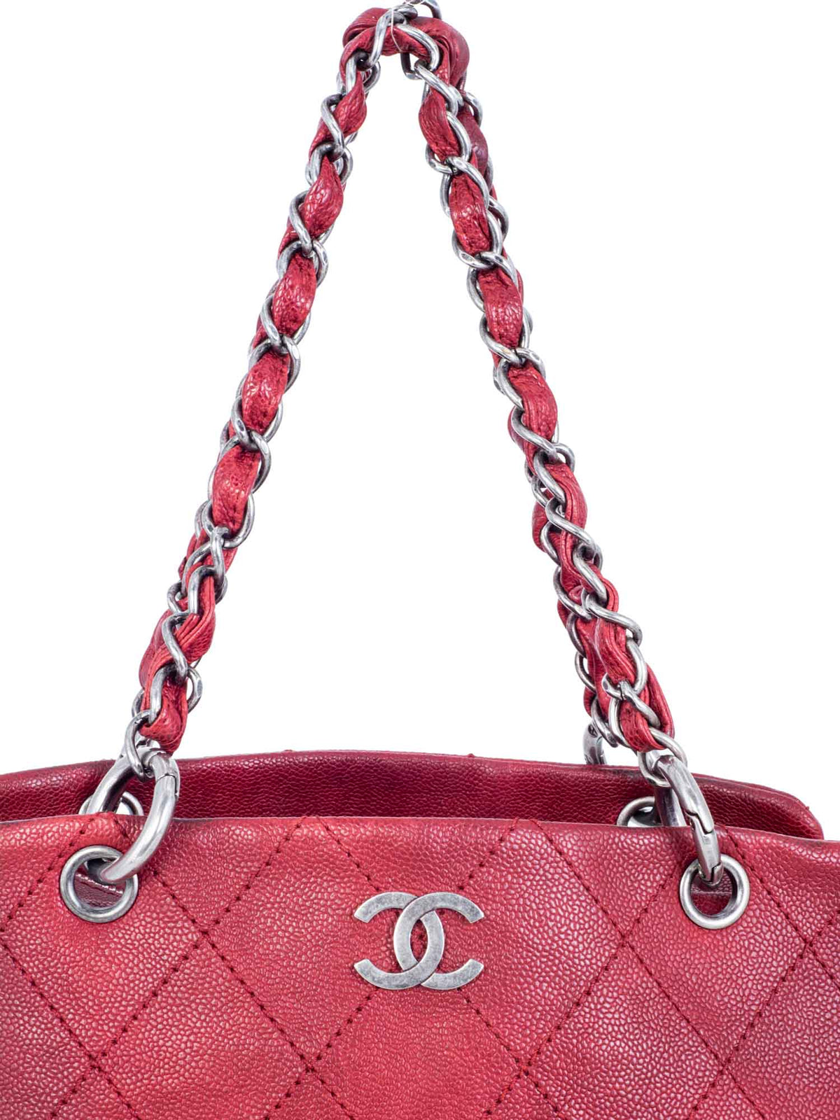 Chanel Quilted Caviar CC Logo Petit Shopper Bag Red