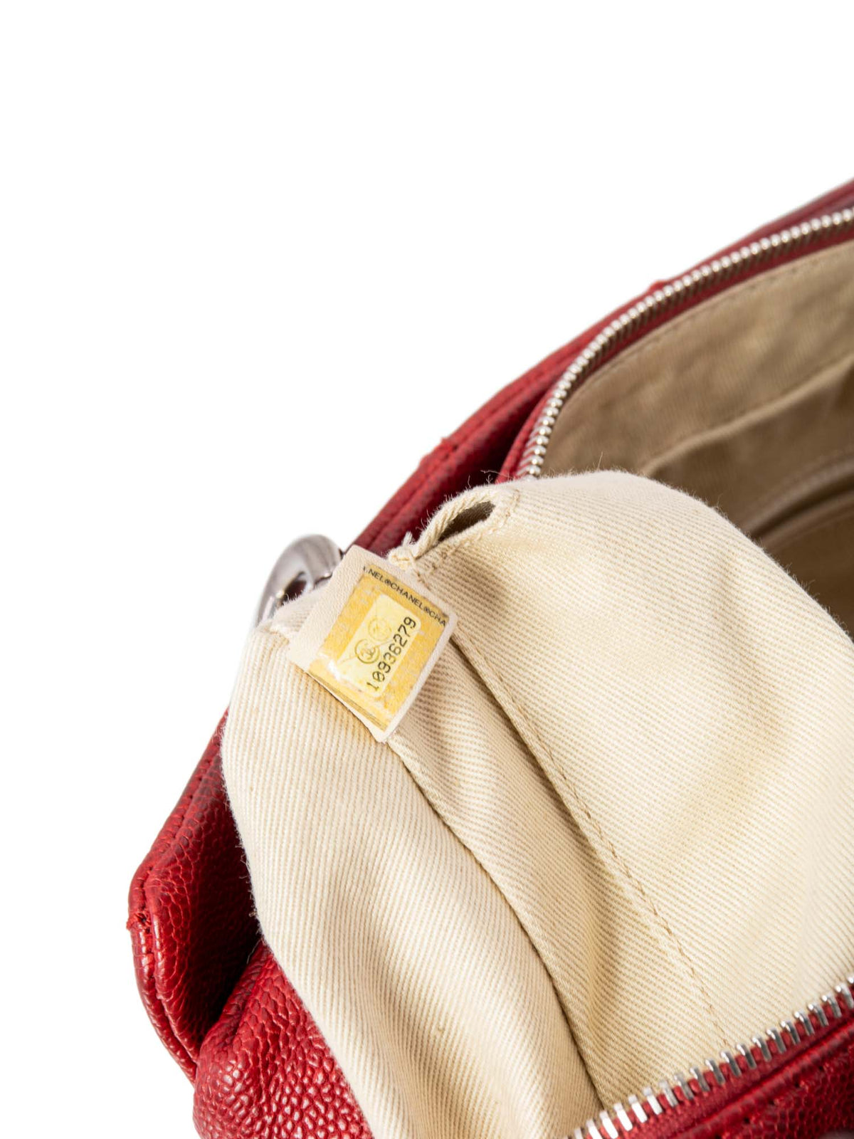 Chanel Quilted Caviar CC Logo Petit Shopper Bag Red