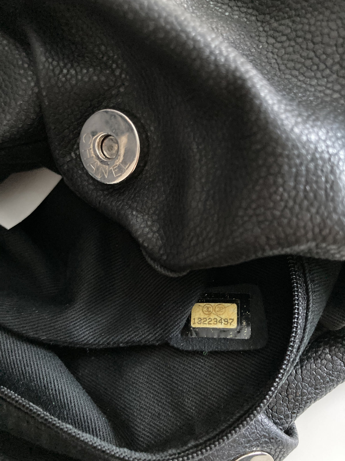 Chanel Quilted Caviar Leather CC Logo Large Bag Black