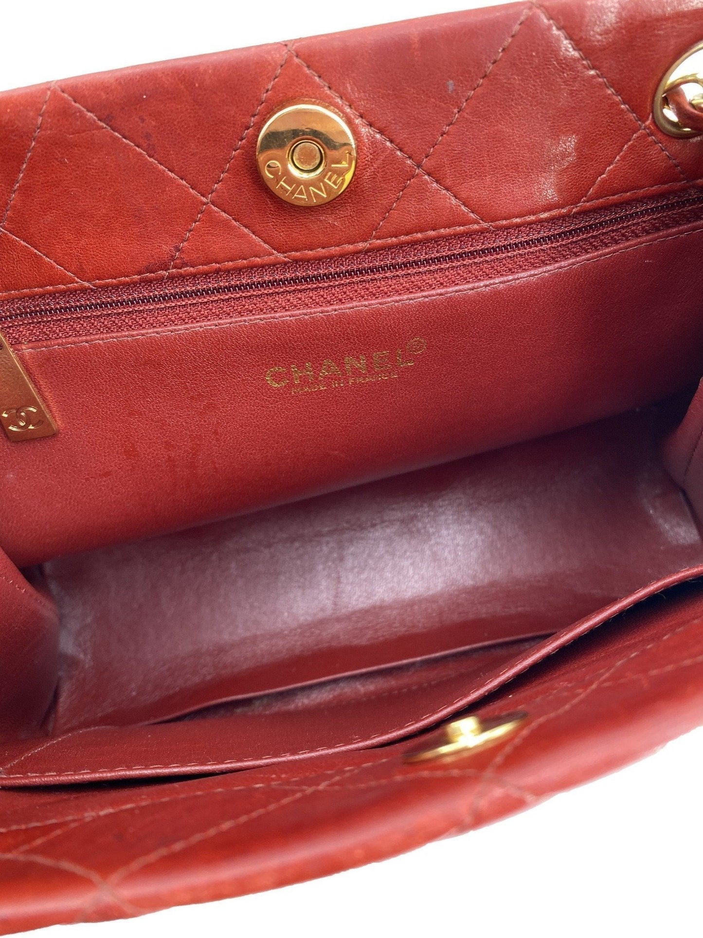Chanel Quilted Leather CC Logo Shoulder Bag Red