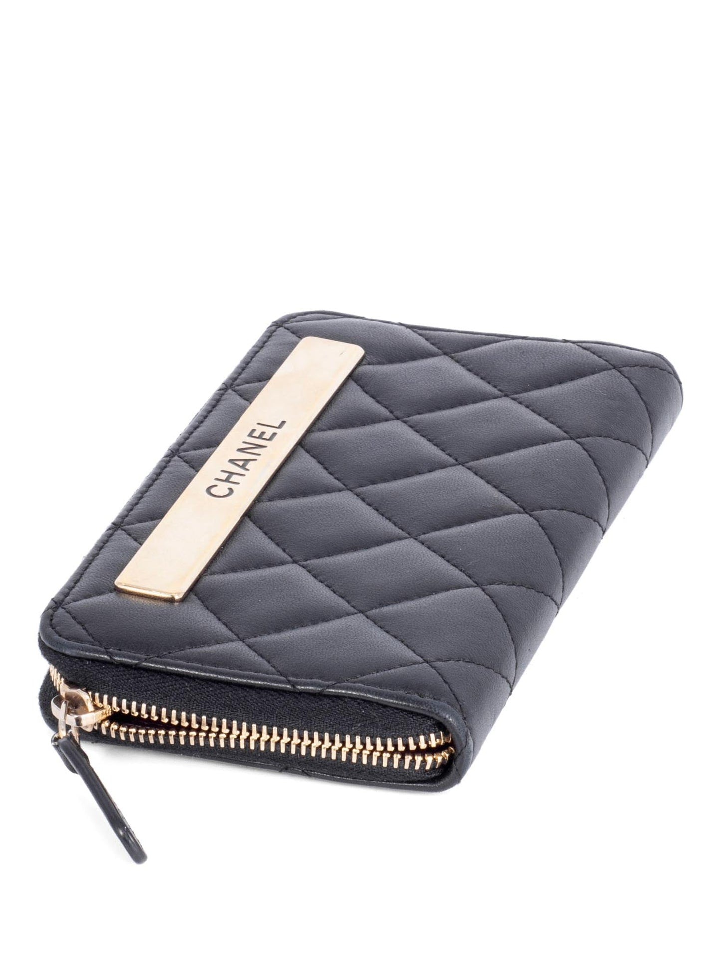 Chanel Quilted Leather Trendy Plate Zip Around Wallet Black