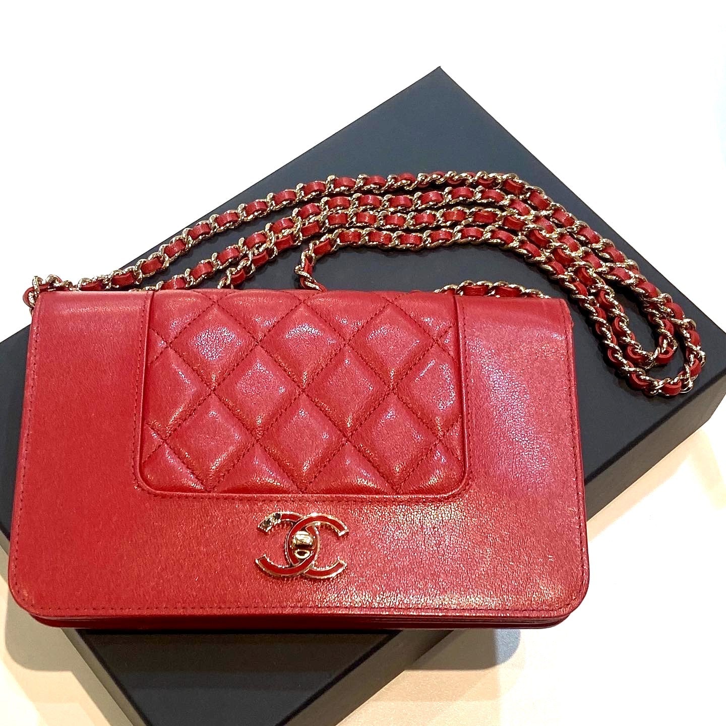 CHANEL SHEEPSKIN QUILTED MADEMOISELLE WALLET ON A CHAIN