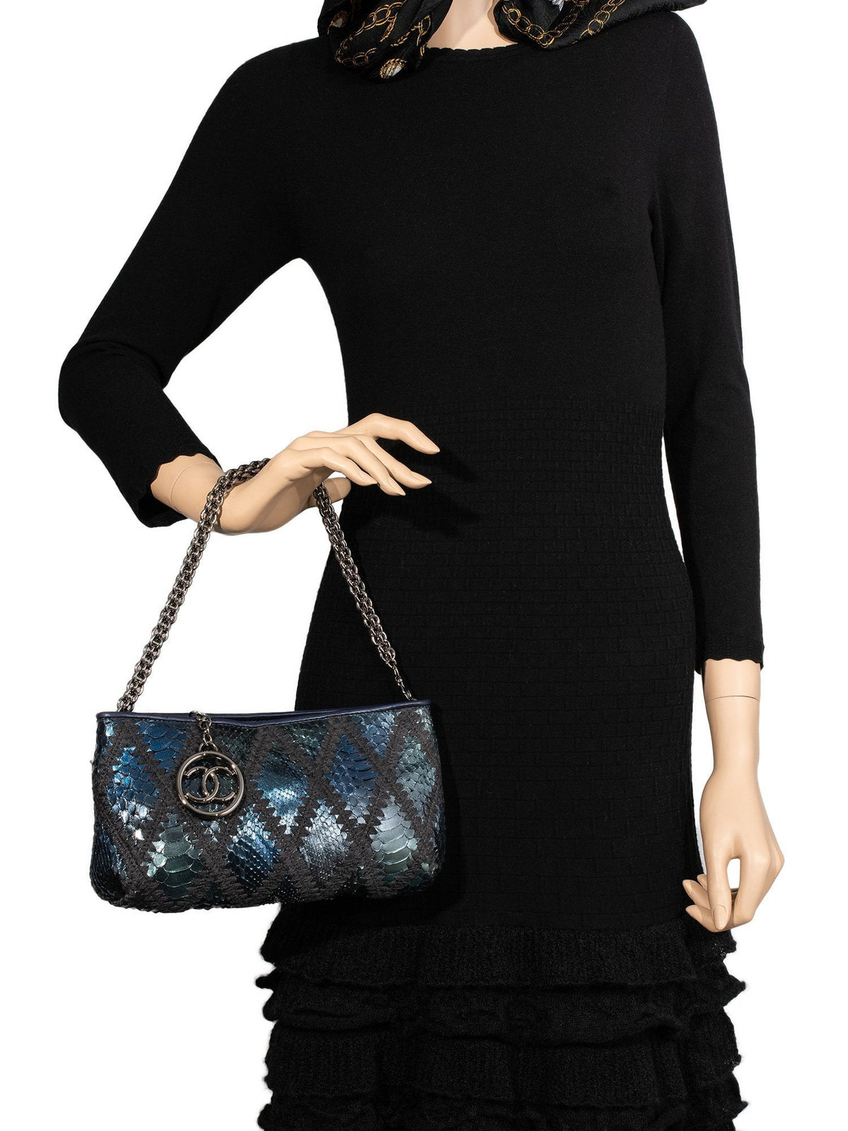 Chanel Stitch CC Logo Pochette Bag Blue Green