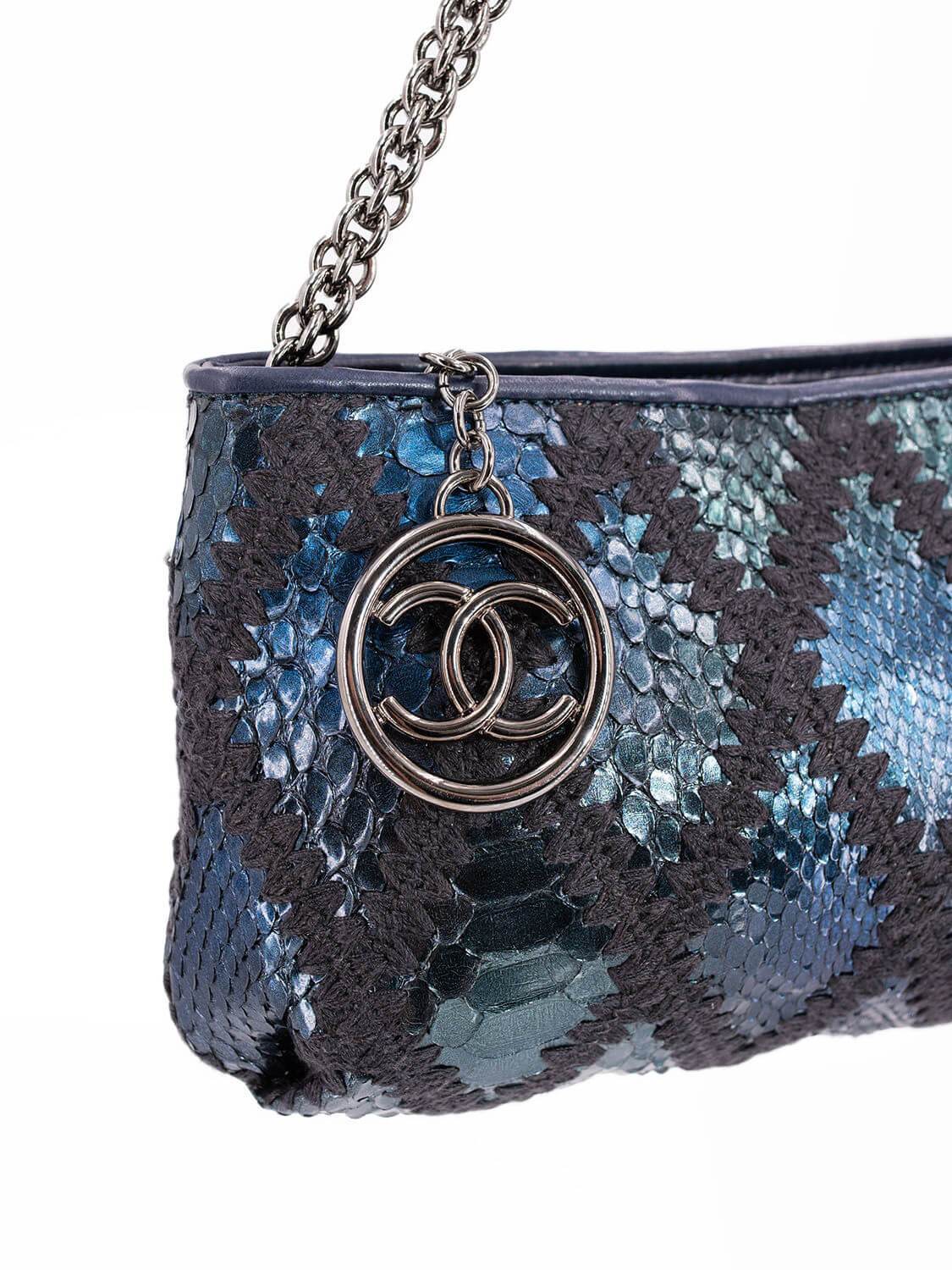 Chanel Stitch CC Logo Pochette Bag Blue Green