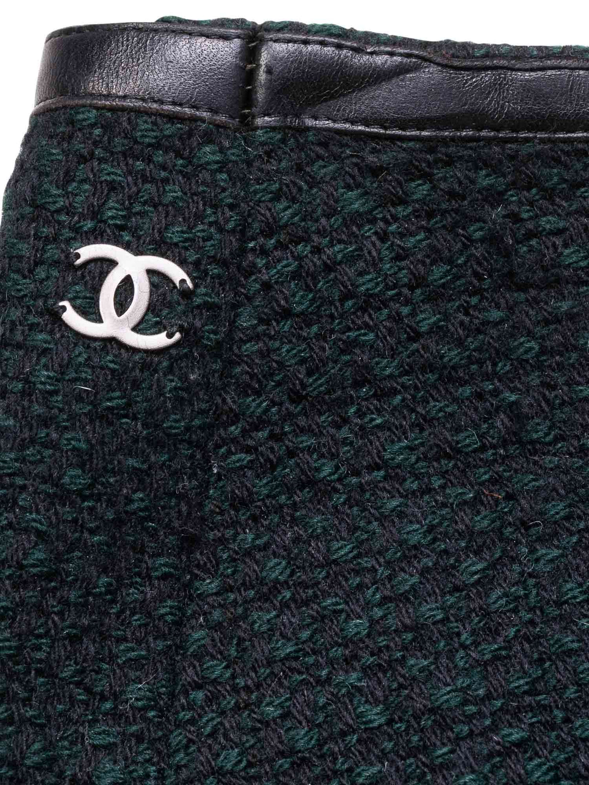 Chanel Tweed Leather Fitted Skirt Suit Set Green