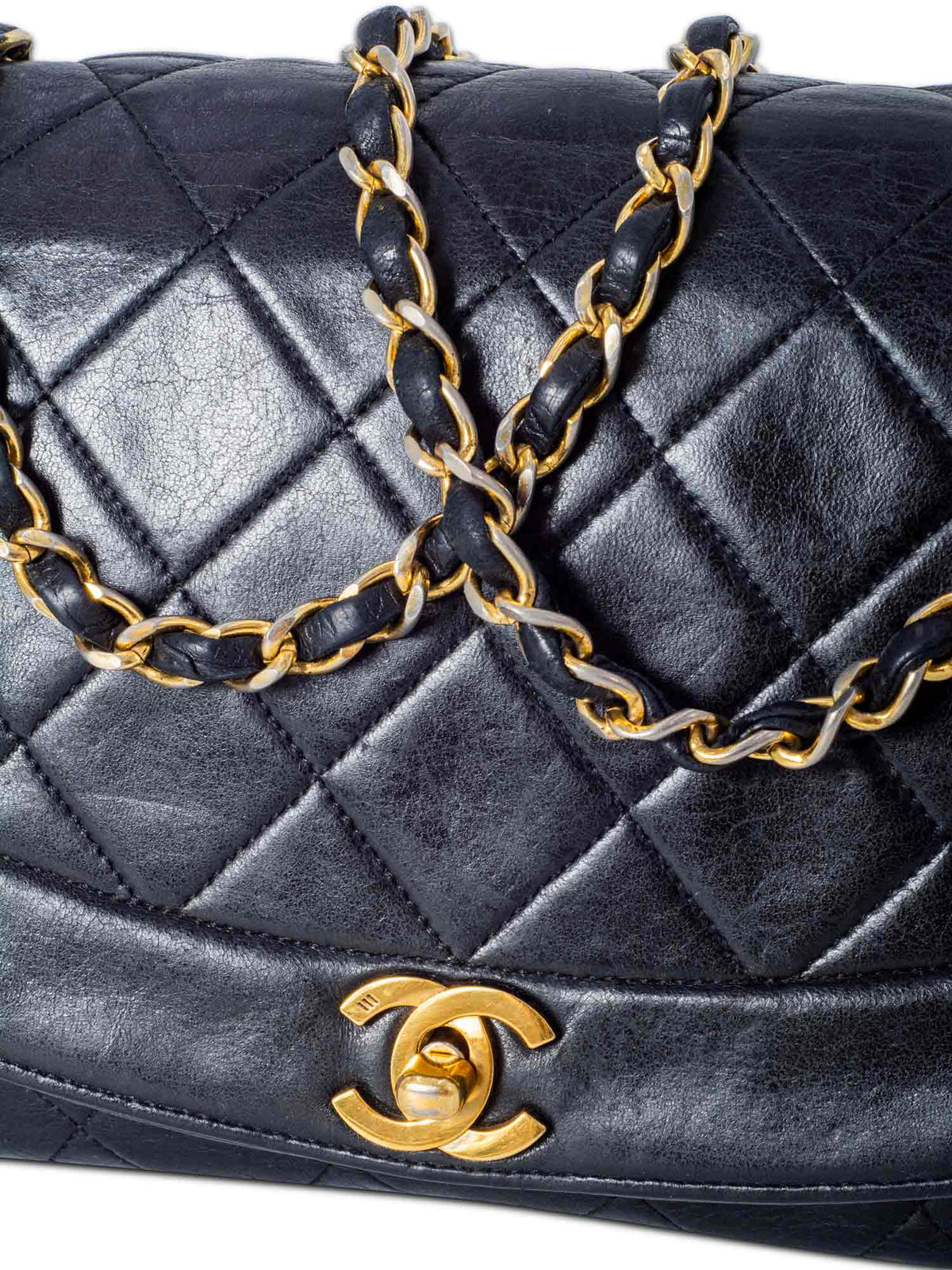 Chanel Vintage Diana Flap Medium Bag Black