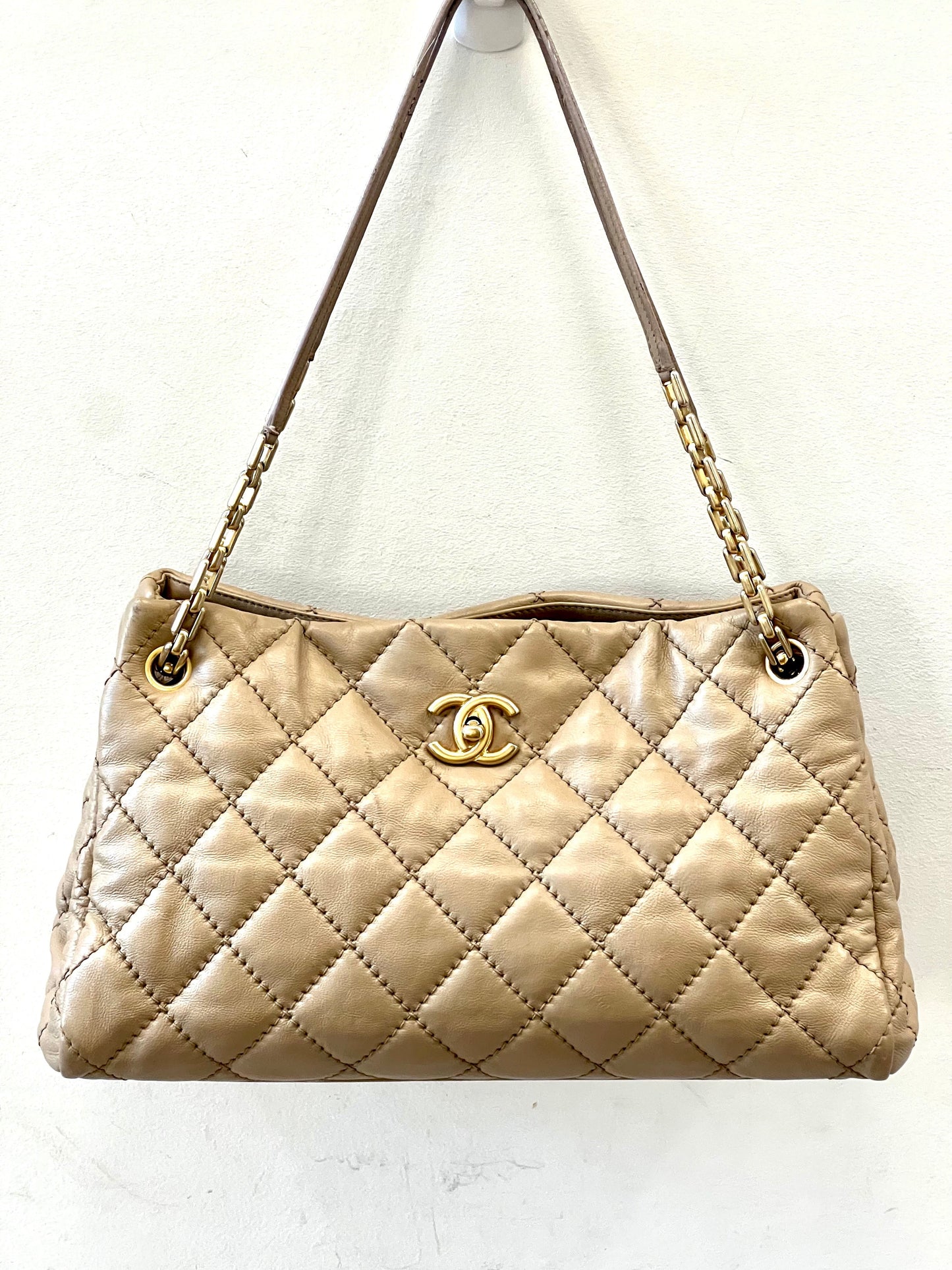 CHANEL CC WILD STITCH CALFSKIN LEATHER TOTE BAG