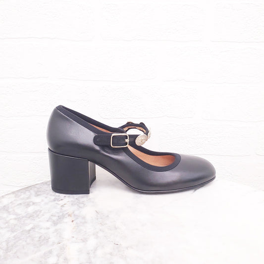 CHANEL CHARM MARY JANE BLOCK HEELS - SIZE 39