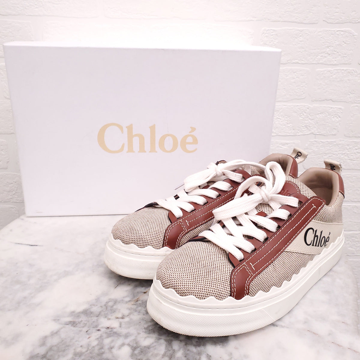 CHLOE CANVAS AND LEATHER LOGO SNEAKERS - SIZE 40