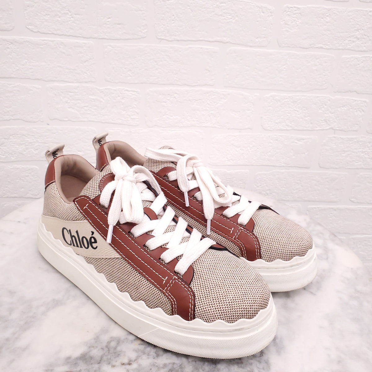 CHLOE CANVAS AND LEATHER LOGO SNEAKERS - SIZE 40