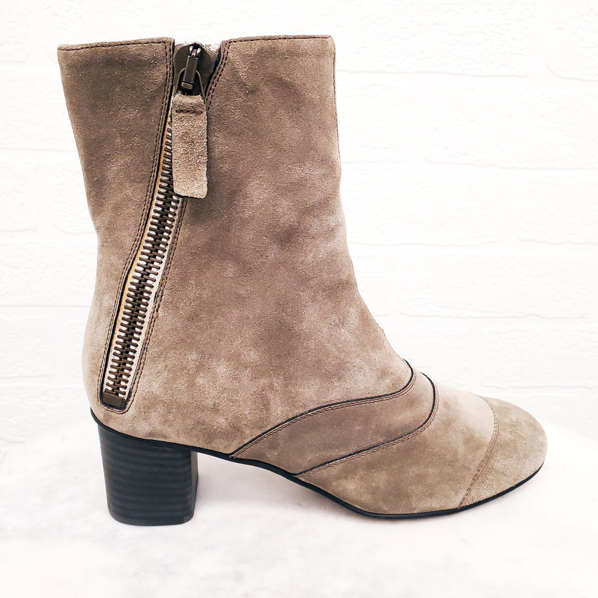 CHLOÉ SUEDE 'LEXIE' BOOTS WITH ZIPPERS - SIZE 38.5