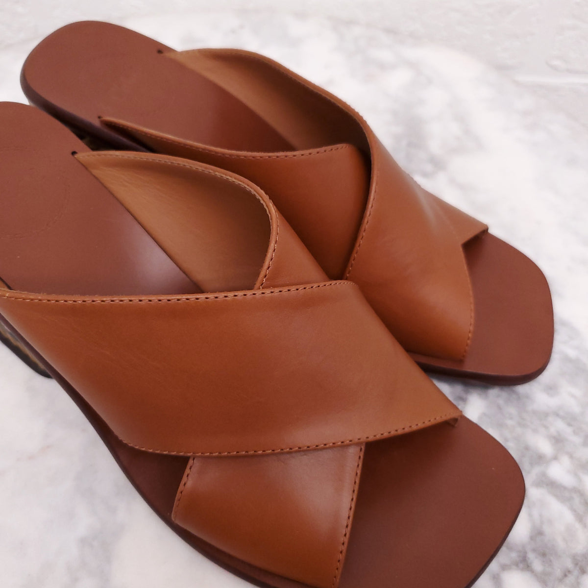 CHLOE WOVEN SANDALS - SIZE 37.5