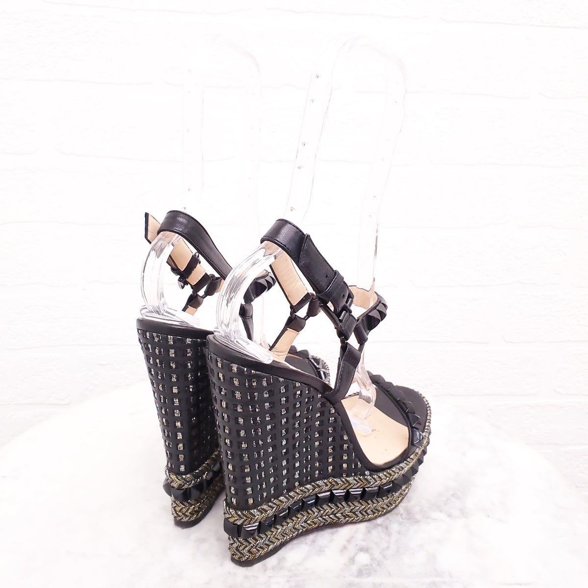 CHRISTIAN LOUBOUTIN BLACK ROCKSTUD HEELS - SIZE 39