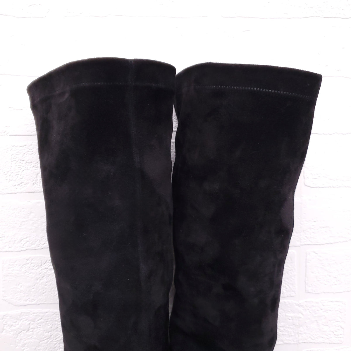 CHRISTIAN LOUBOUTIN BLACK SUEDE KNEE HIGH BOOTS - SIZE 35.5