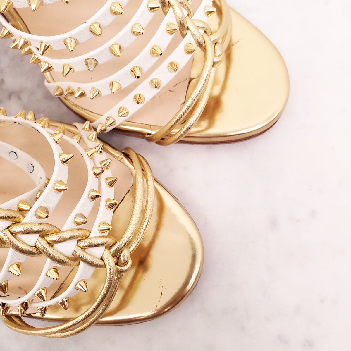 CHRISTIAN LOUBOUTIN CREAM/GOLD MILLACLOU 100 SPIKE HEELS - SIZE 40