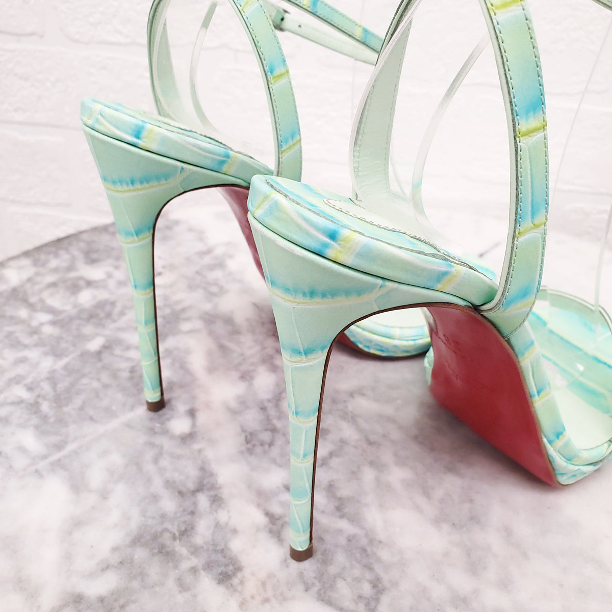 CHRISTIAN LOUBOUTIN GREEN CROC HEELS - SIZE 38