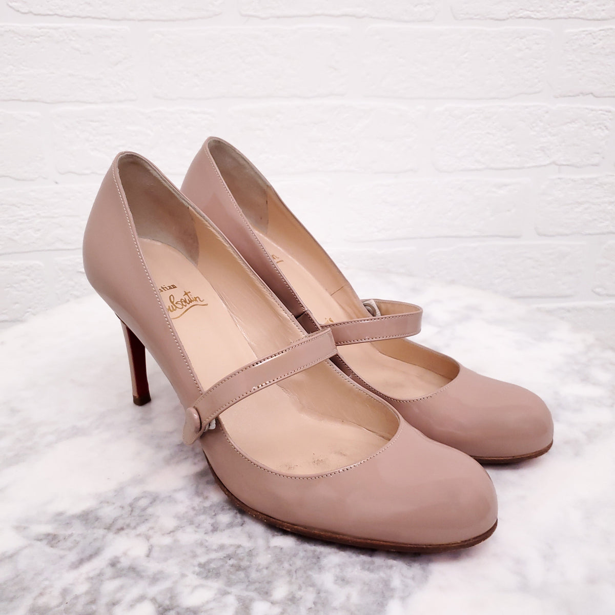 CHRISTIAN LOUBOUTIN NUDE PATENT MARY JANES - SIZE 38