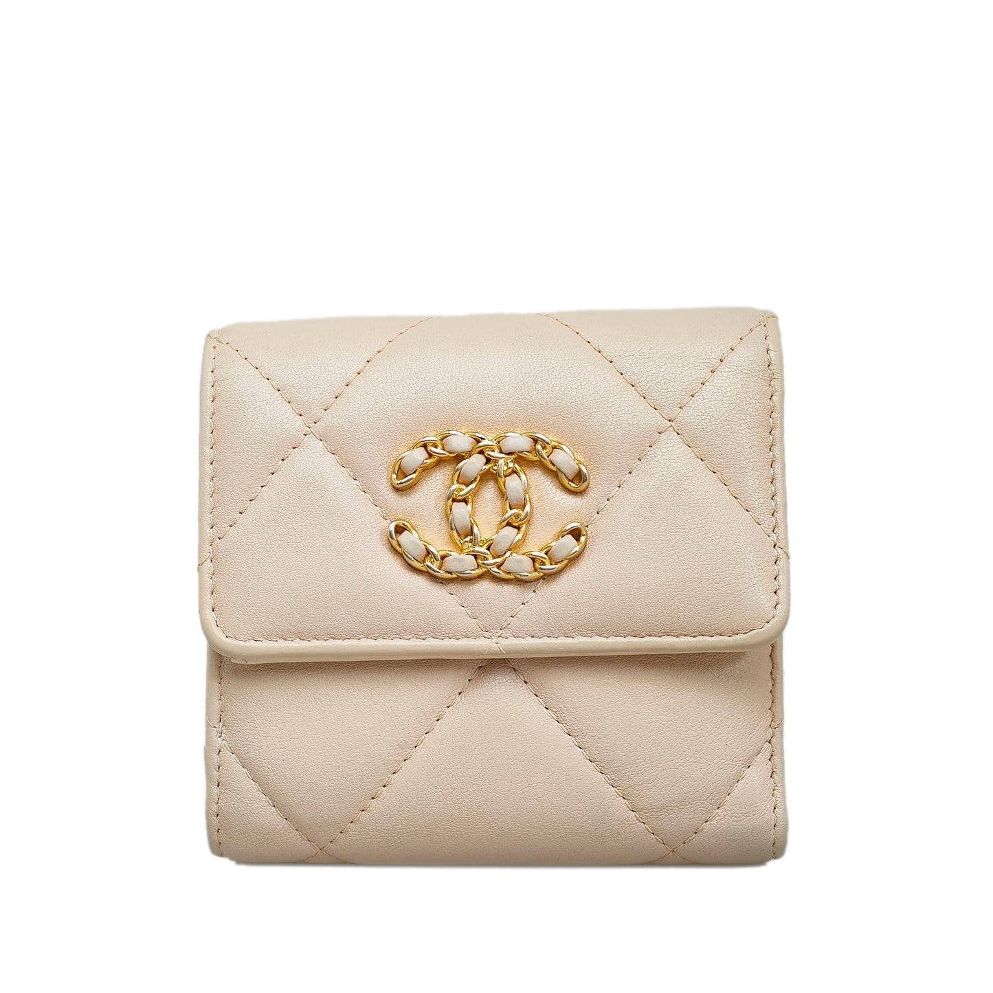 Chanel 19 Trifold Flap Compact Wallet (SHG-bqJApc)