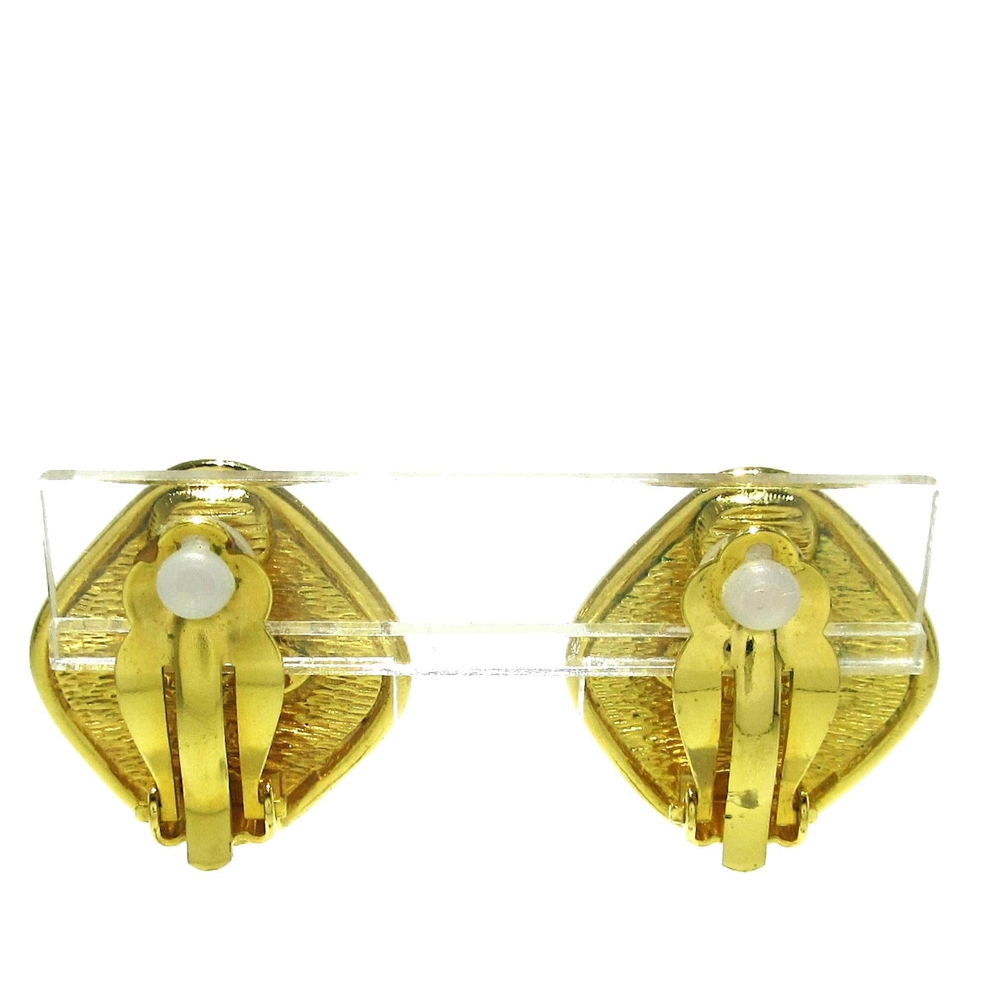 Chanel 31 Rue Cambon Paris Clip-On Earrings (SHG-vNcwAs)
