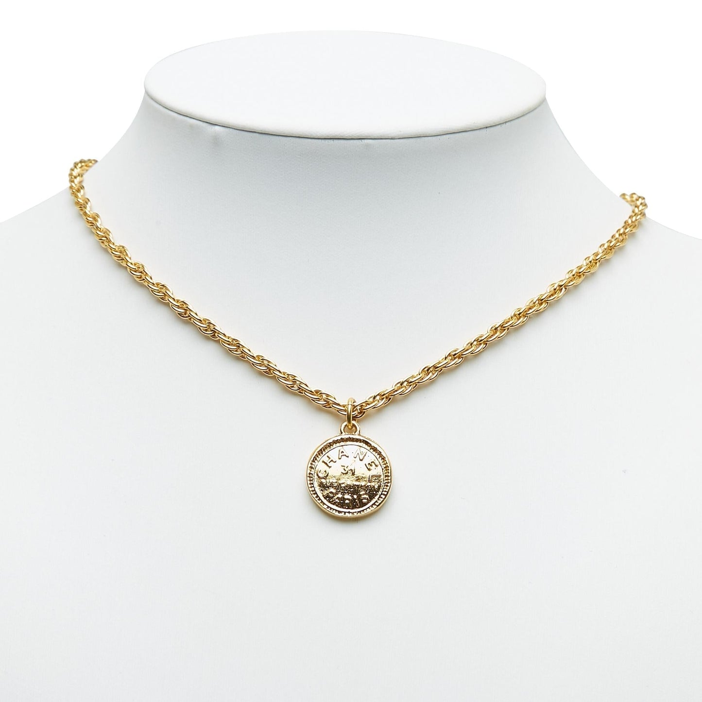 Chanel 31 Rue Cambon Pendant Necklace (SHG-XtKwIb)