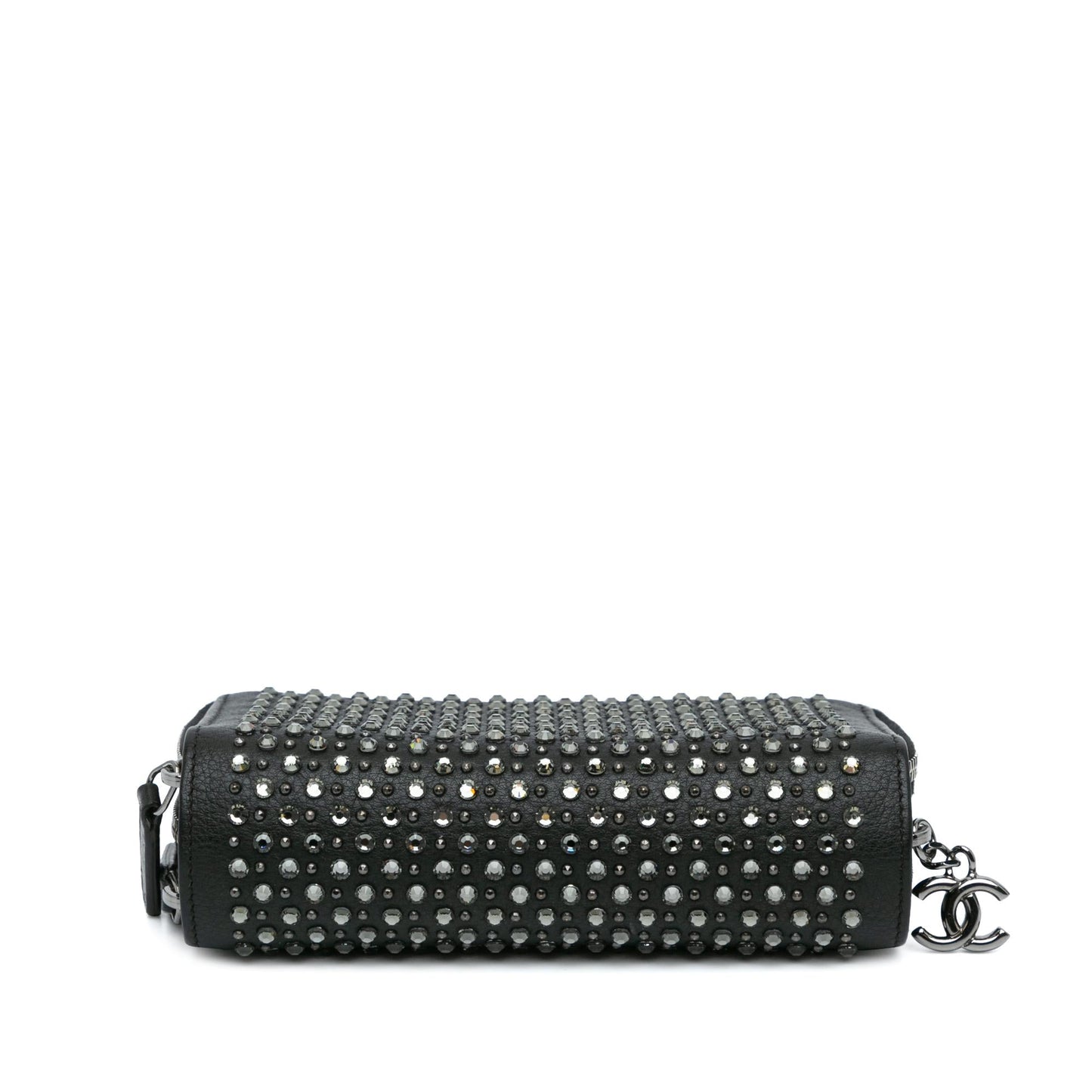 Chanel Bull Leather Studded Zip Wallet (SHG-X5nYtA)
