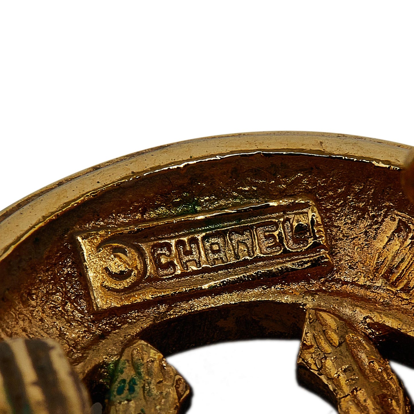 Chanel CC Clip On Earrings (SHG-H8UQ7a)